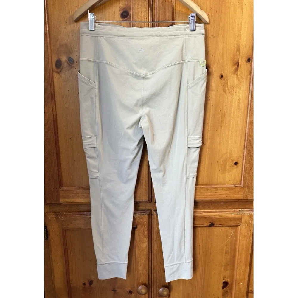 Athleta Women's XL Salutation Stash High Rise Cargo Tight Pants Leggings 463560 - Picture 5 of 16